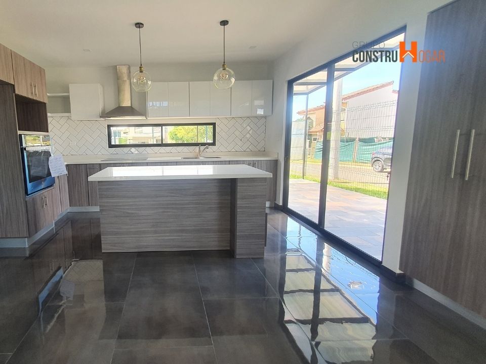 Grupo ConstruHogar - LEHA MB033