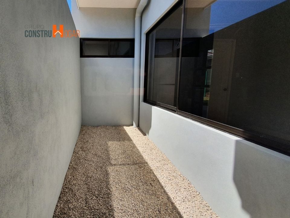 Grupo ConstruHogar CIONNA AB049