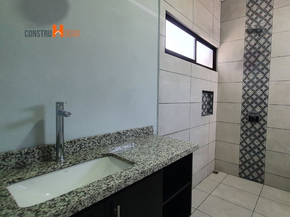 Grupo ConstruHogar CIONNA AB049