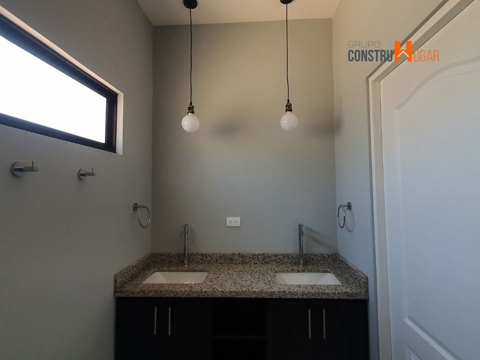 Grupo ConstruHogar CIONNA AB049