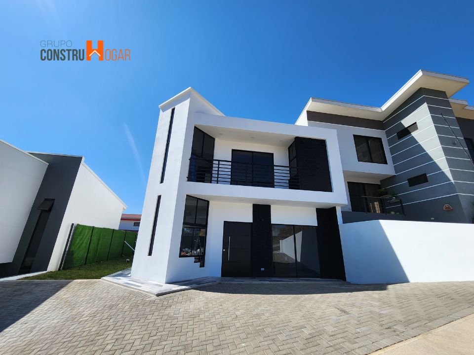 Grupo ConstruHogar - LUXURY