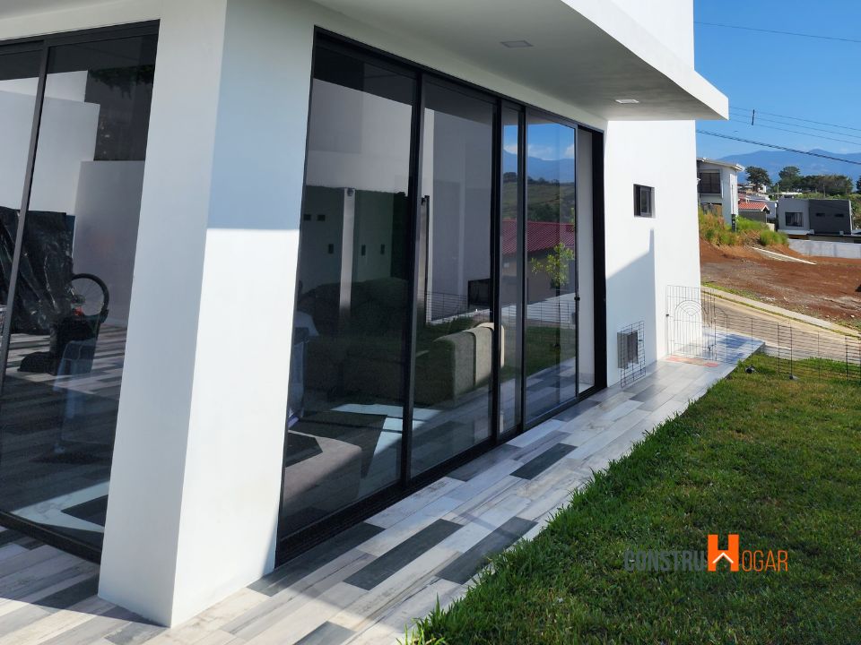 Grupo ConstruHogar - LUXURY